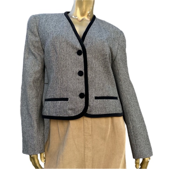 Vintage micro-houndtooth cropped velvet trim blazer by Evan-Picone size 8, USA - Picture 1 of 8